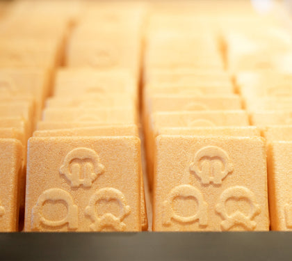 《日光お猿さんもなか》日光の思い出に寄り添う、香ばしさと優しい甘さ。